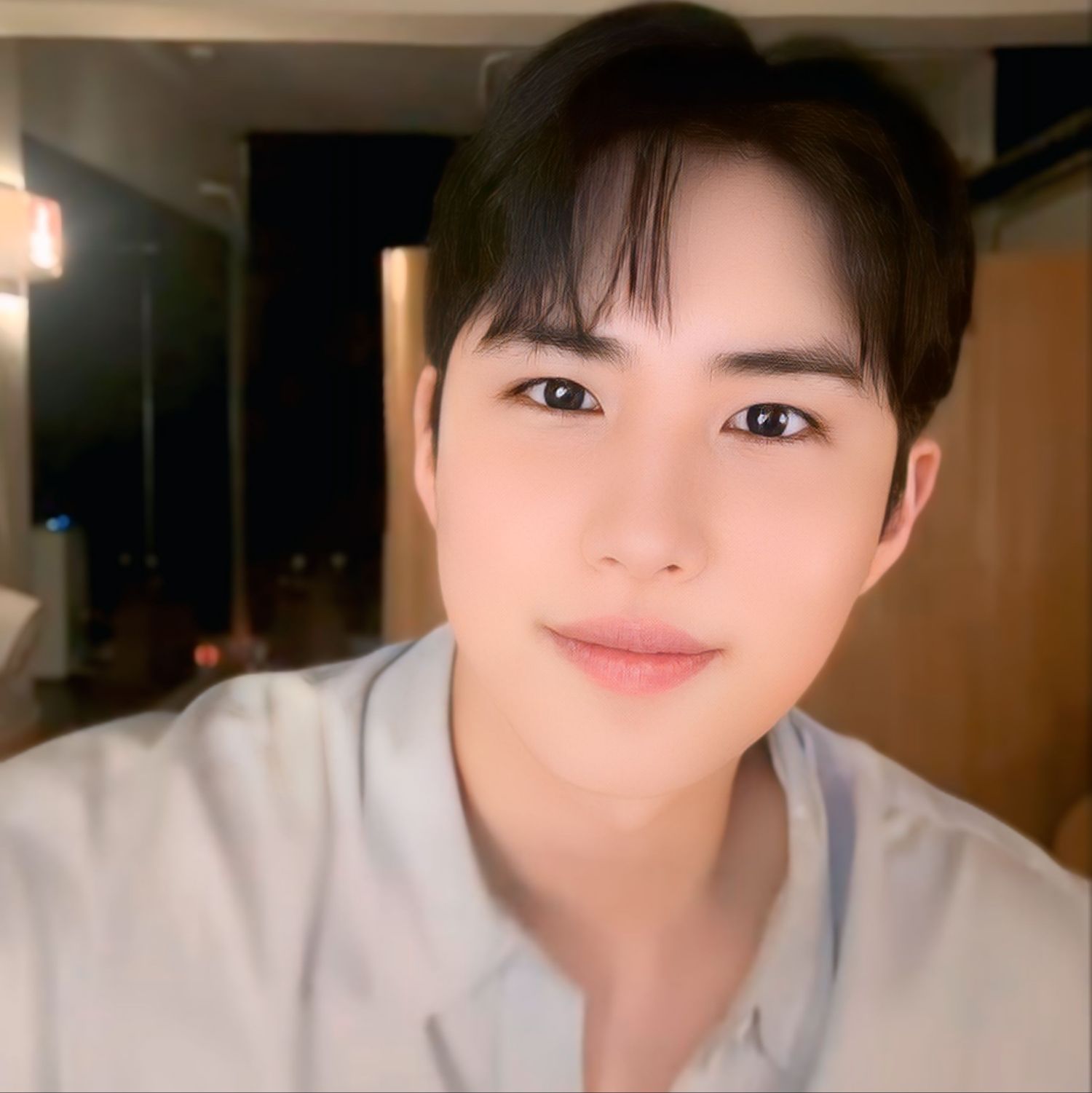 A moment captured by Wow (A.C.E)'s fan
