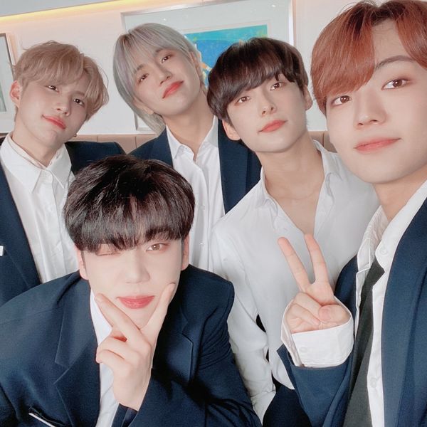 Shining profile picture of A.C.E on today's Choeaedol