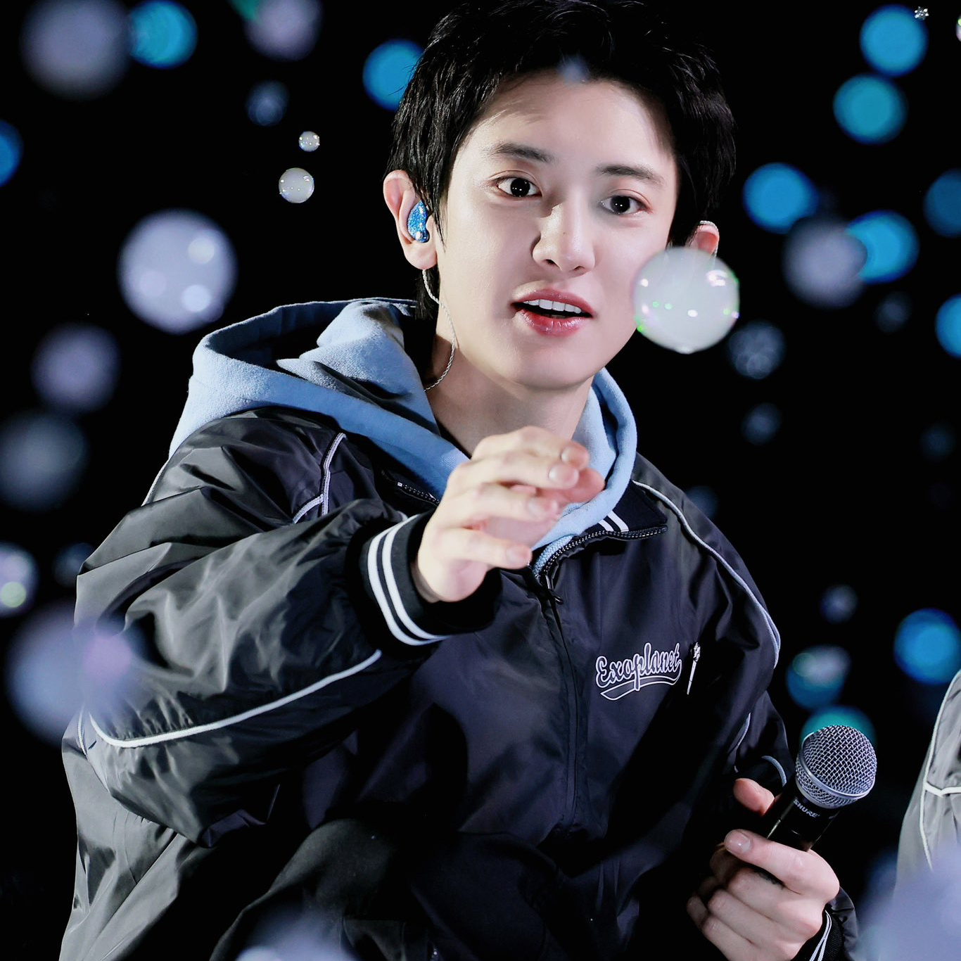 Foto aktivitas terbaru Chanyeol (EXO)