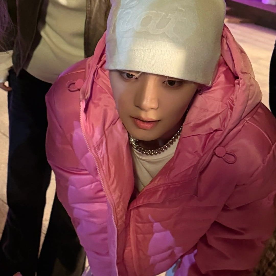 A moment captured by Chan (A.C.E)'s fan