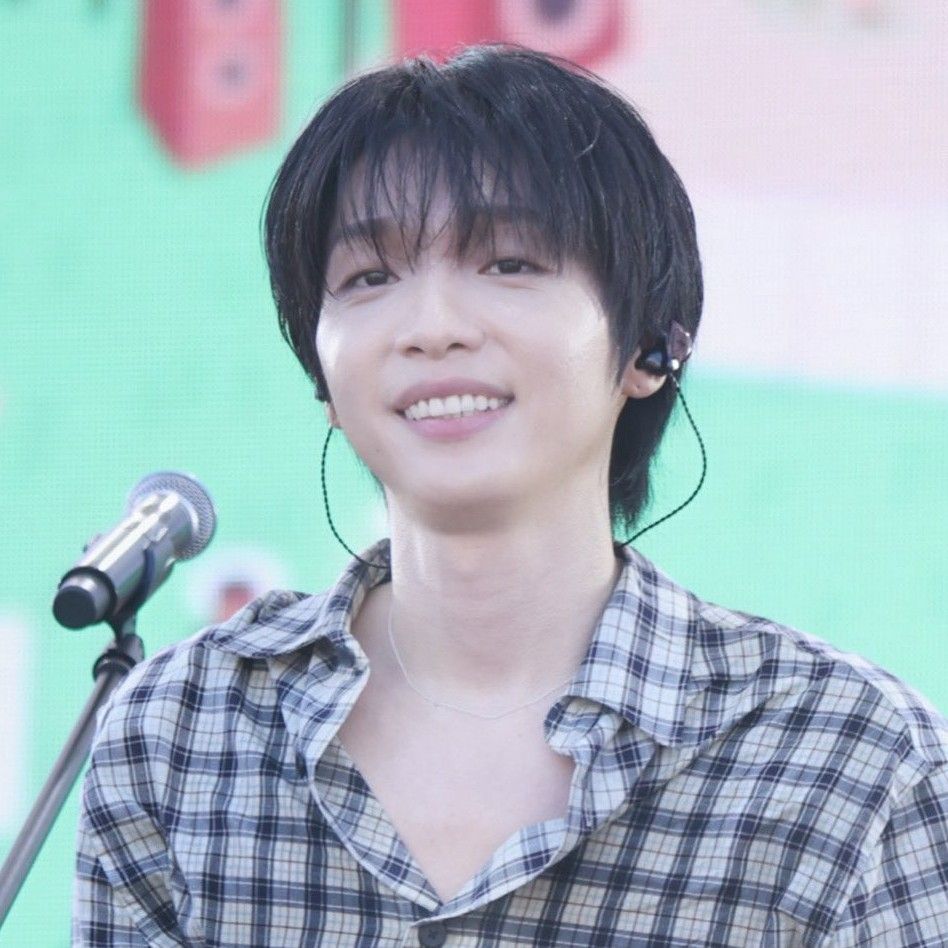 A moment captured by Jeong Sewoon's fan