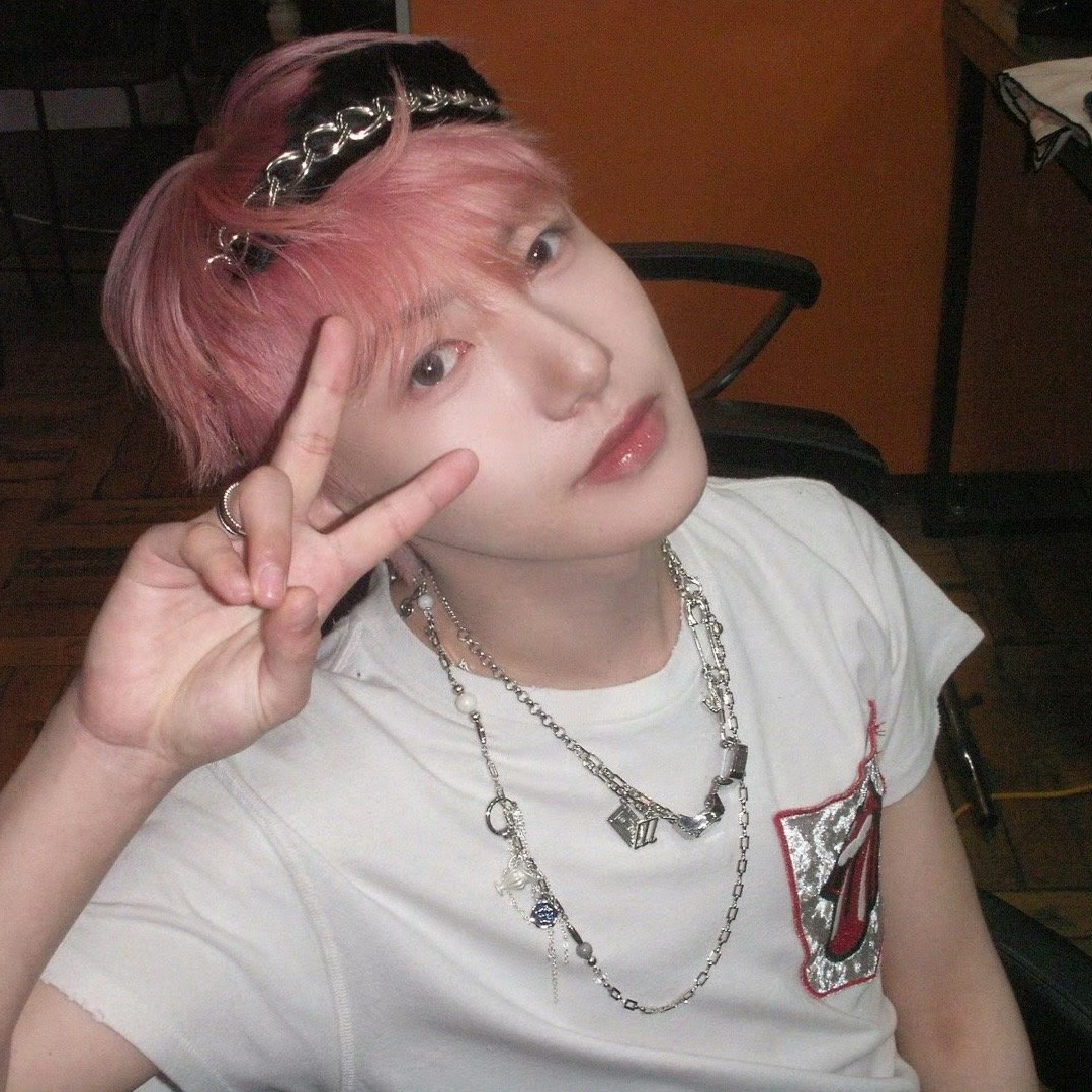 Recent activity shot of Renjun (NCT DREAM)