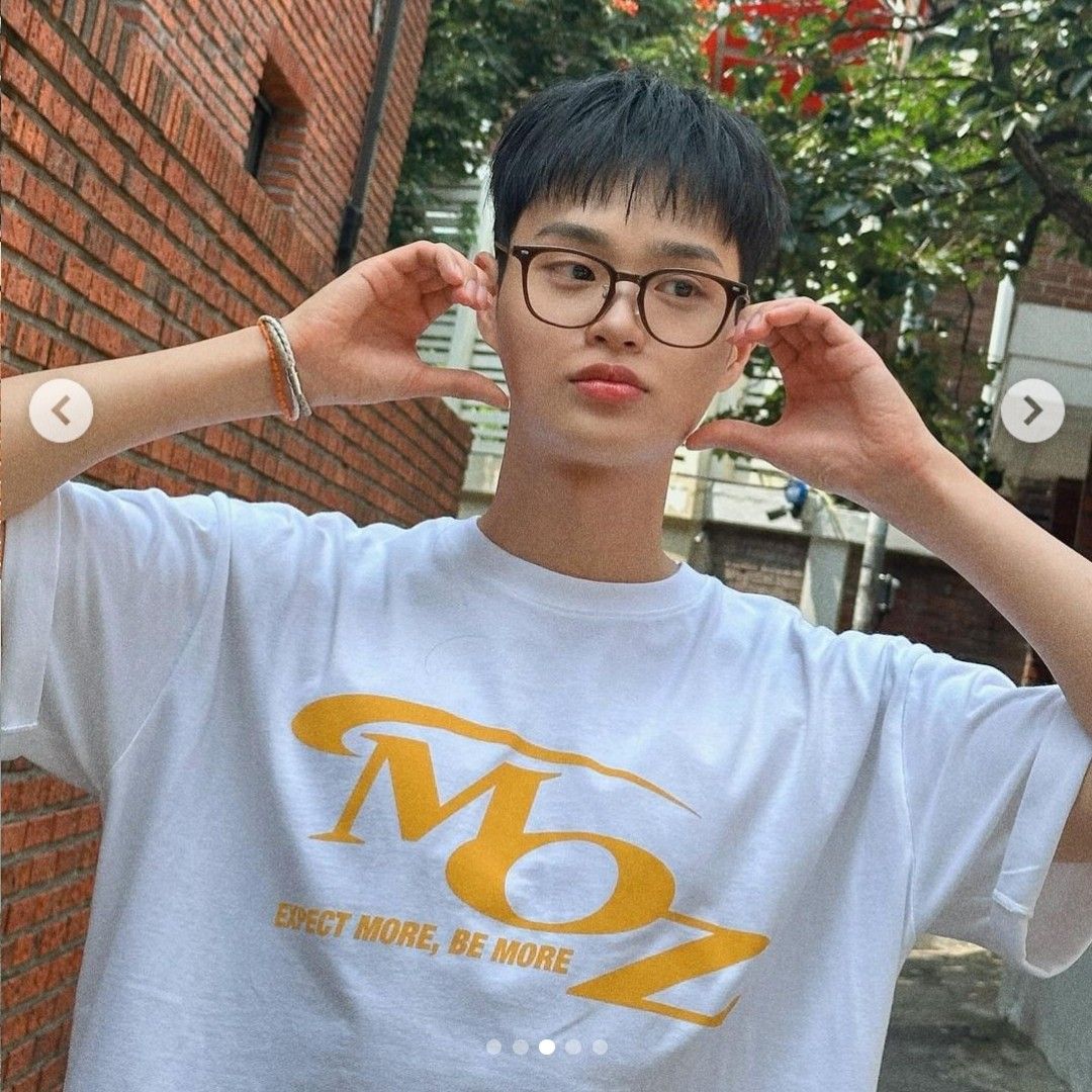 이대휘 (AB6IX)의 비하인드 컷