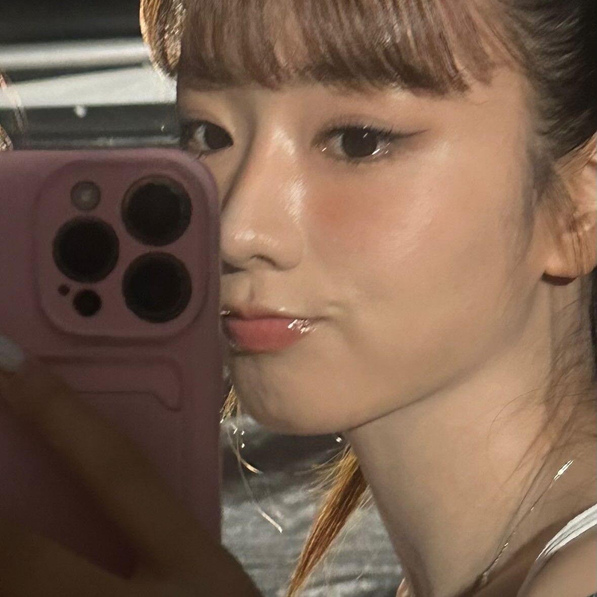 Recent activity shot of Yoon Bomi (Apink)