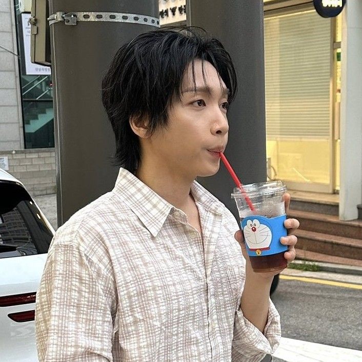 Recent activity shot of Jeong Sewoon