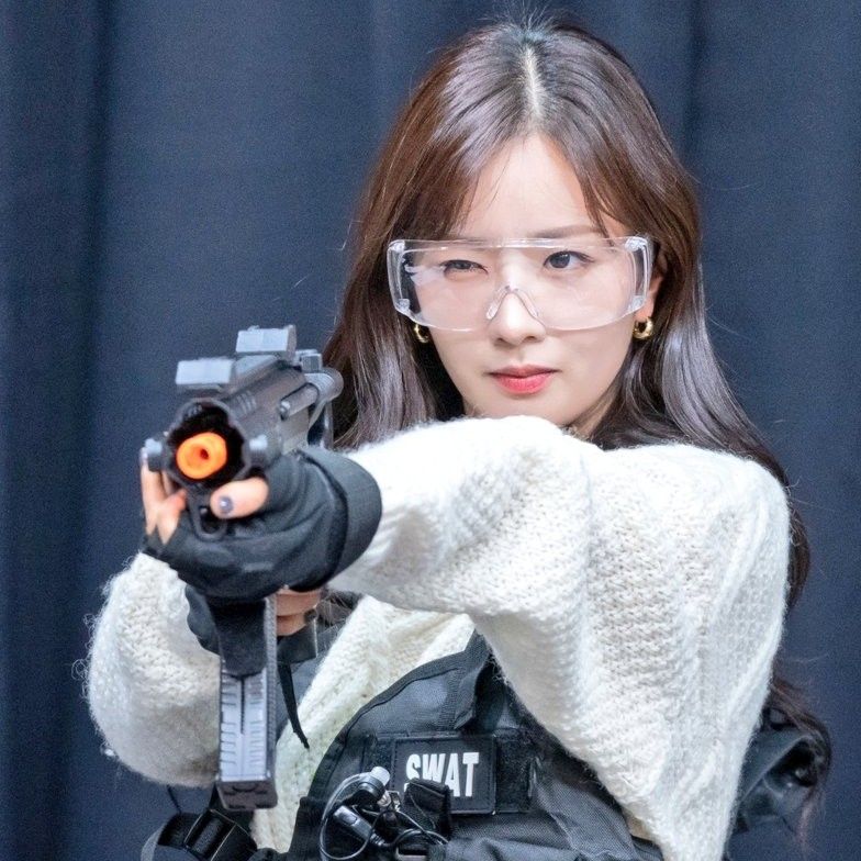 Behind-the-scenes cut of Yoon Bomi (Apink)