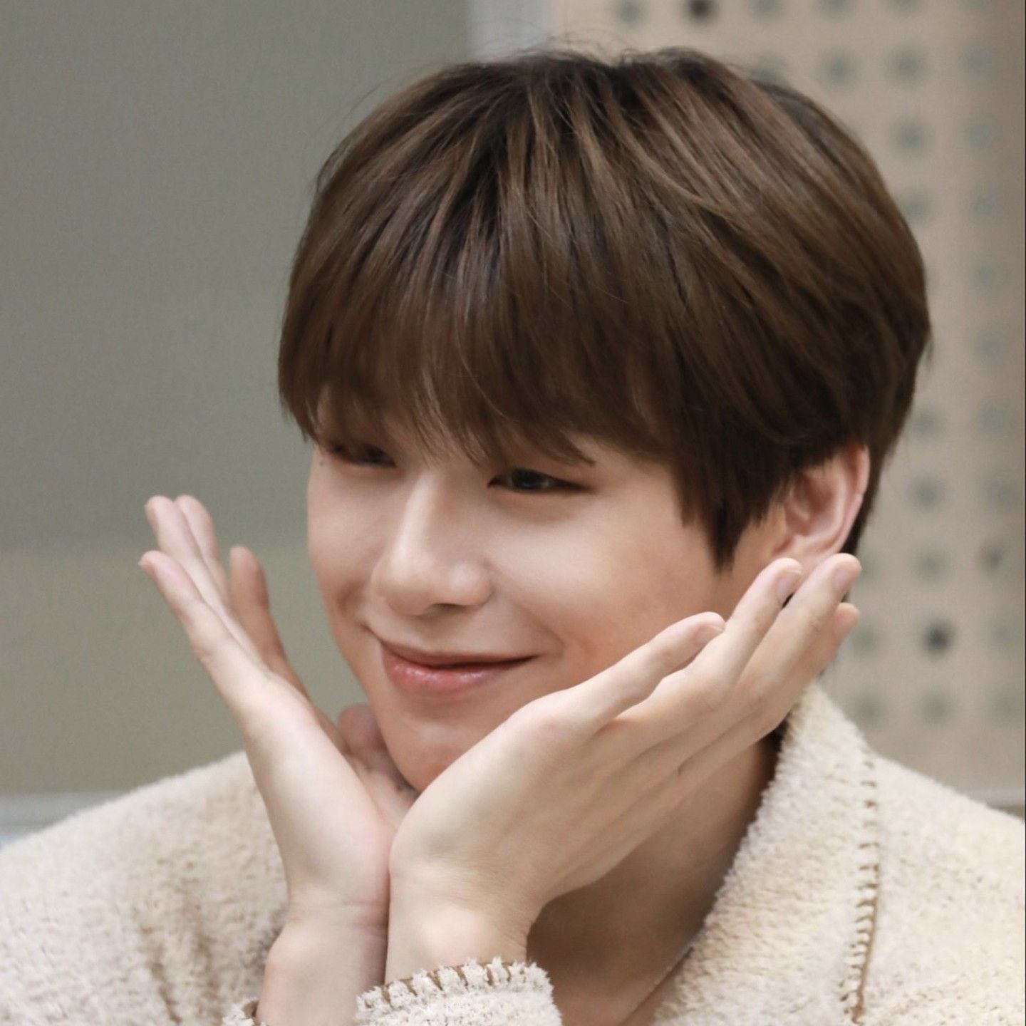 Latest photo of Kang Daniel