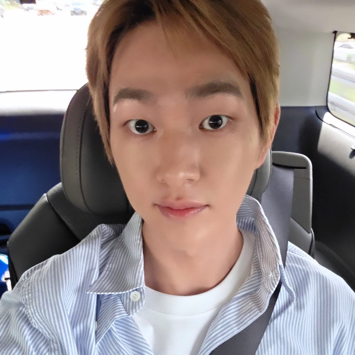 Behind-the-scenes cut of Onew (SHINee)