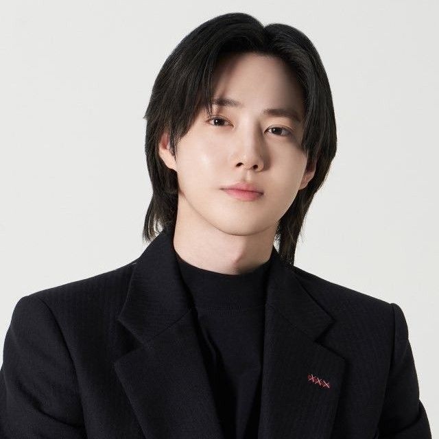 Recent activity shot of Suho (EXO)