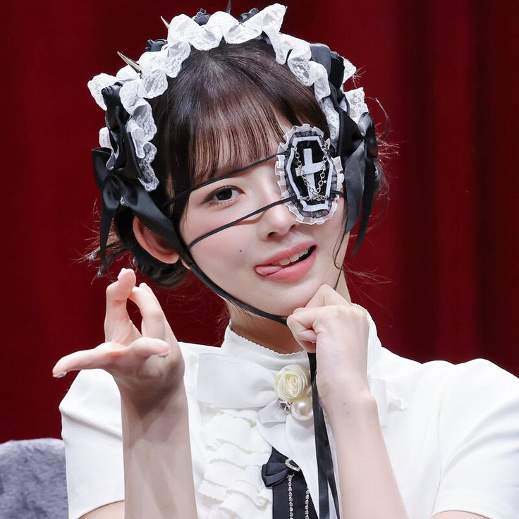 レイ (IVE)の舞台裏ショット