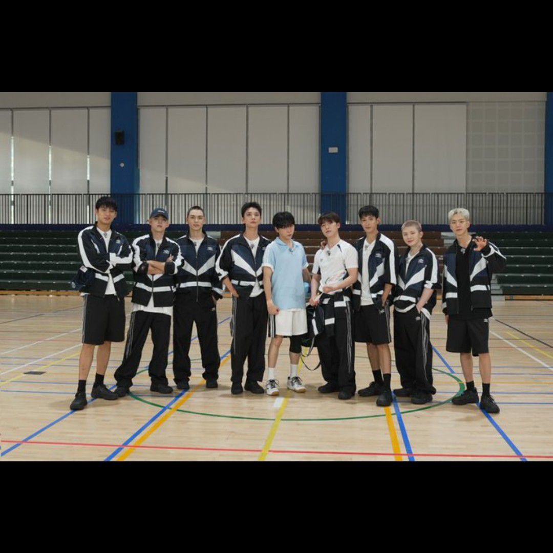 Recent activity shot of SEVENTEEN