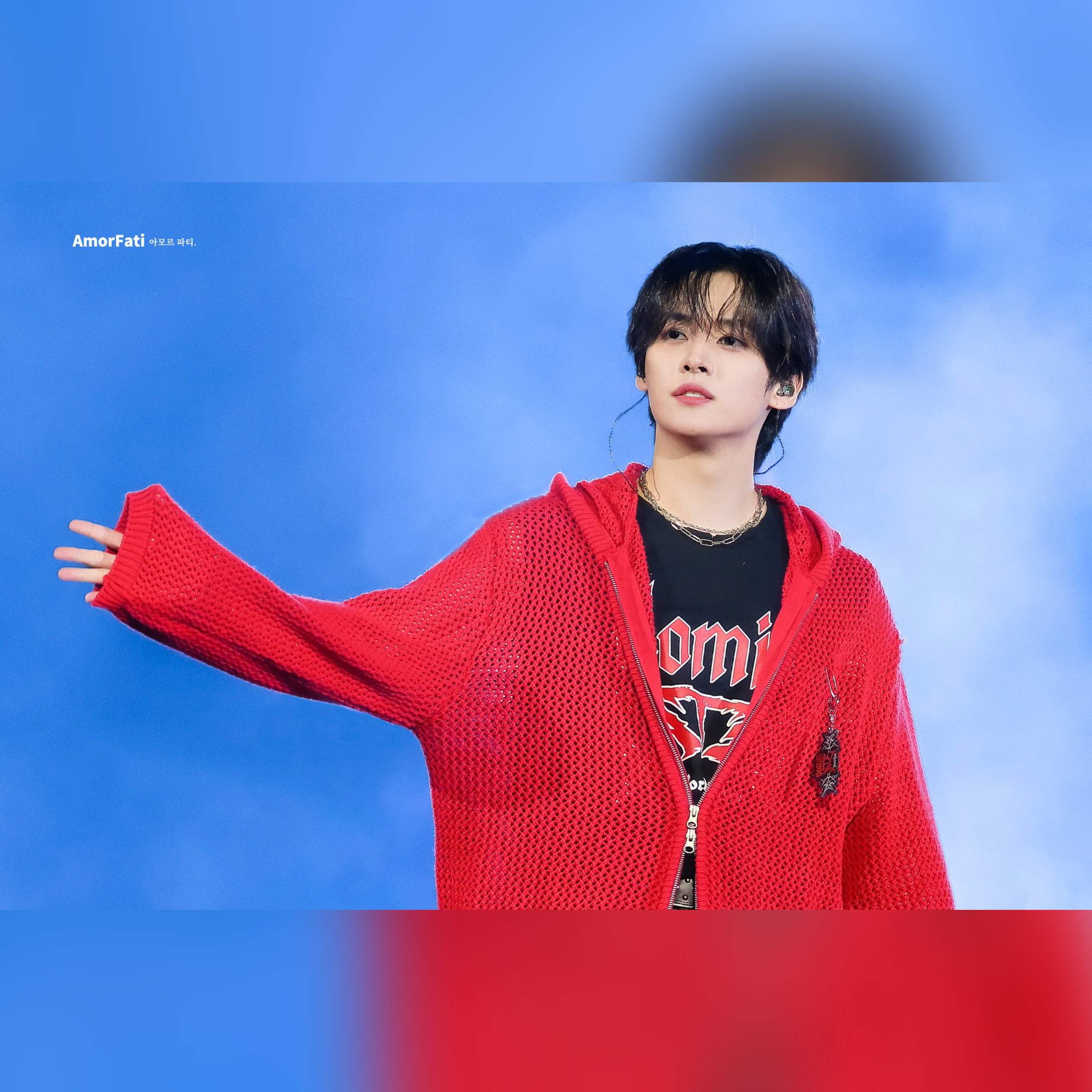 Behind-the-scenes cut of Lee Know (Stray Kids)
