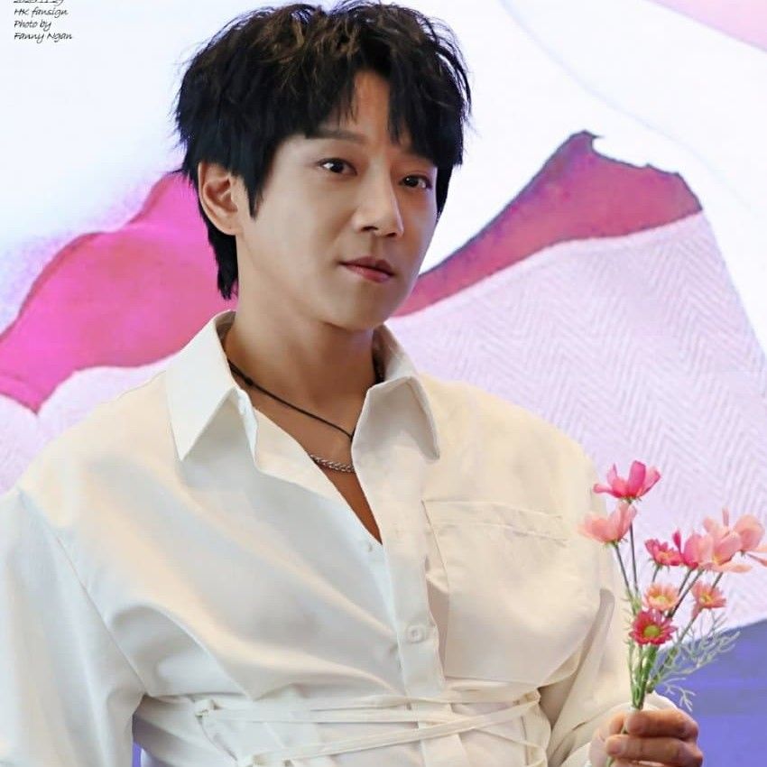 ファン・チヨルの最新写真