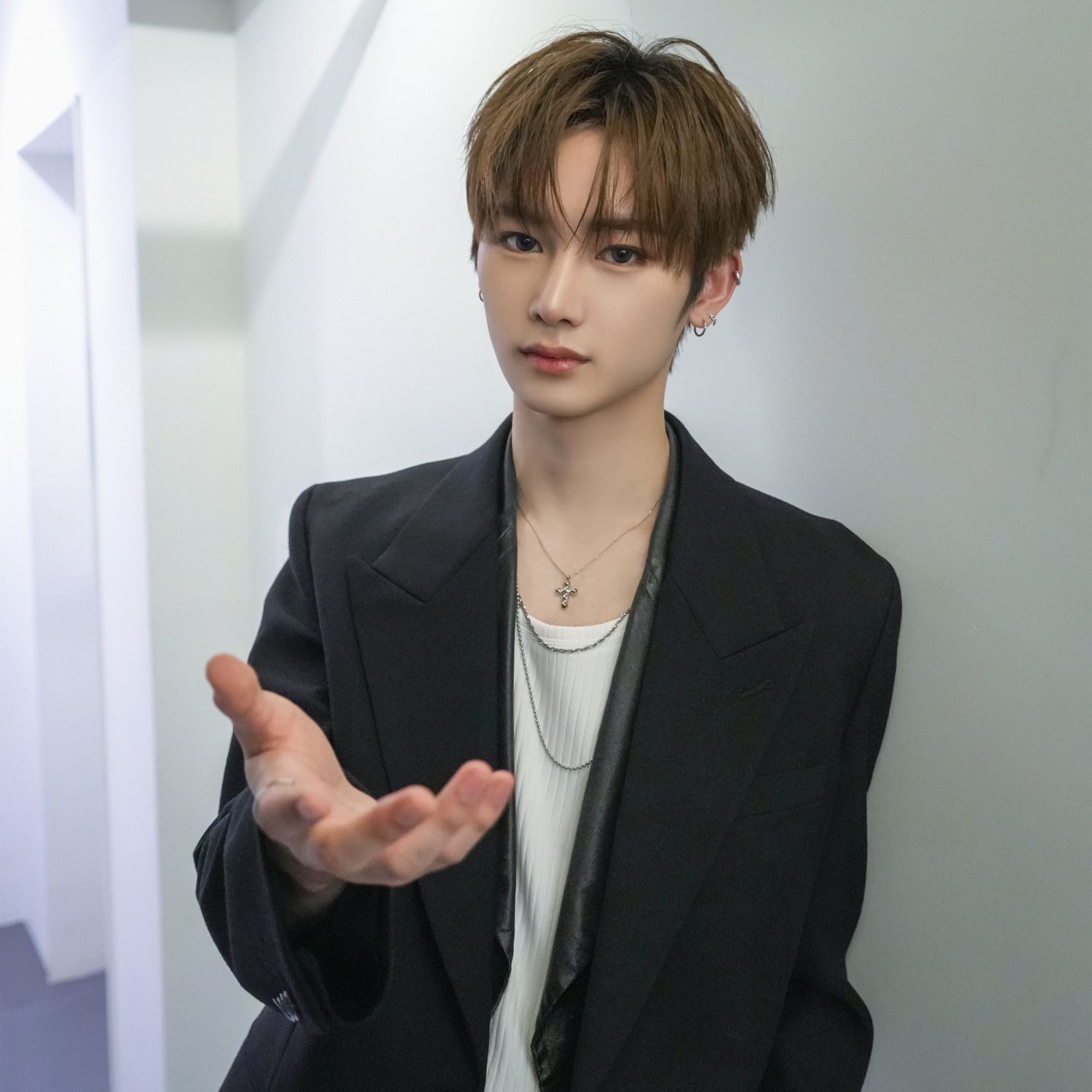 Behind-the-scenes cut of Zhou Anxin (ALPHA DRIVE ONE)