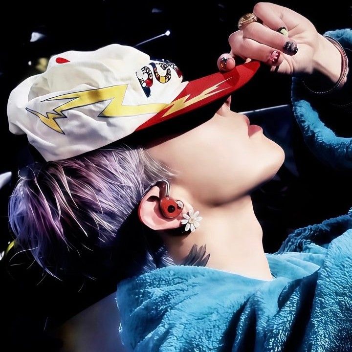 Behind-the-scenes cut of G-DRAGON (BIGBANG)