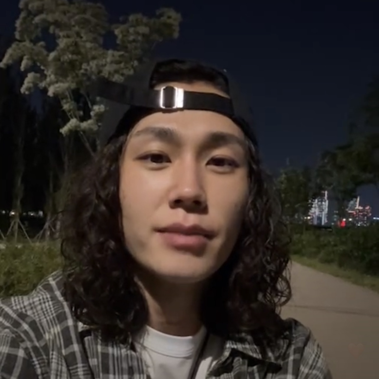 Behind-the-scenes cut of Jung Ilhoon