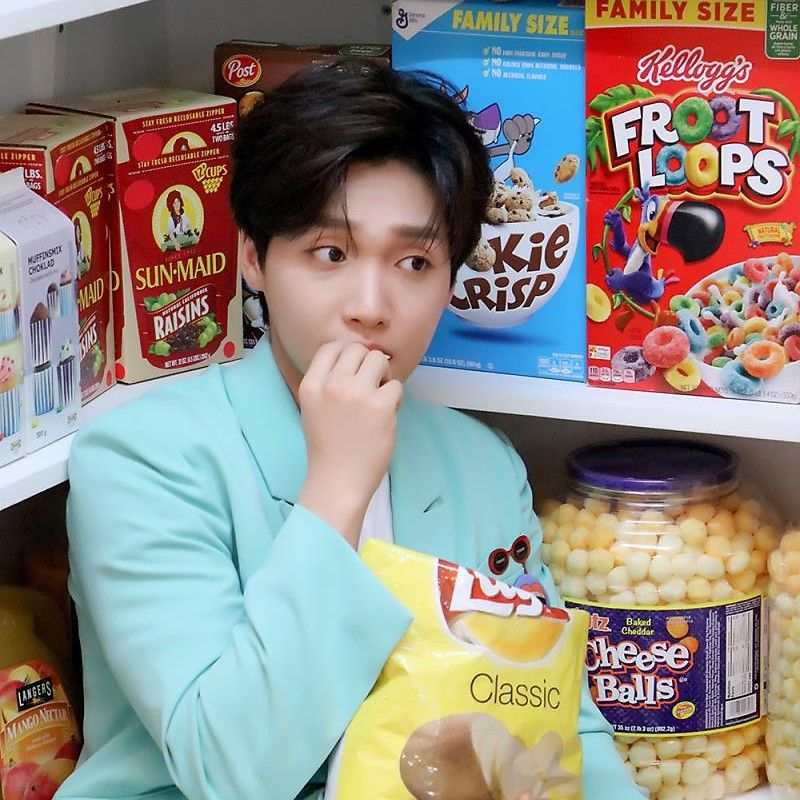 A moment captured by Jeong Sewoon's fan