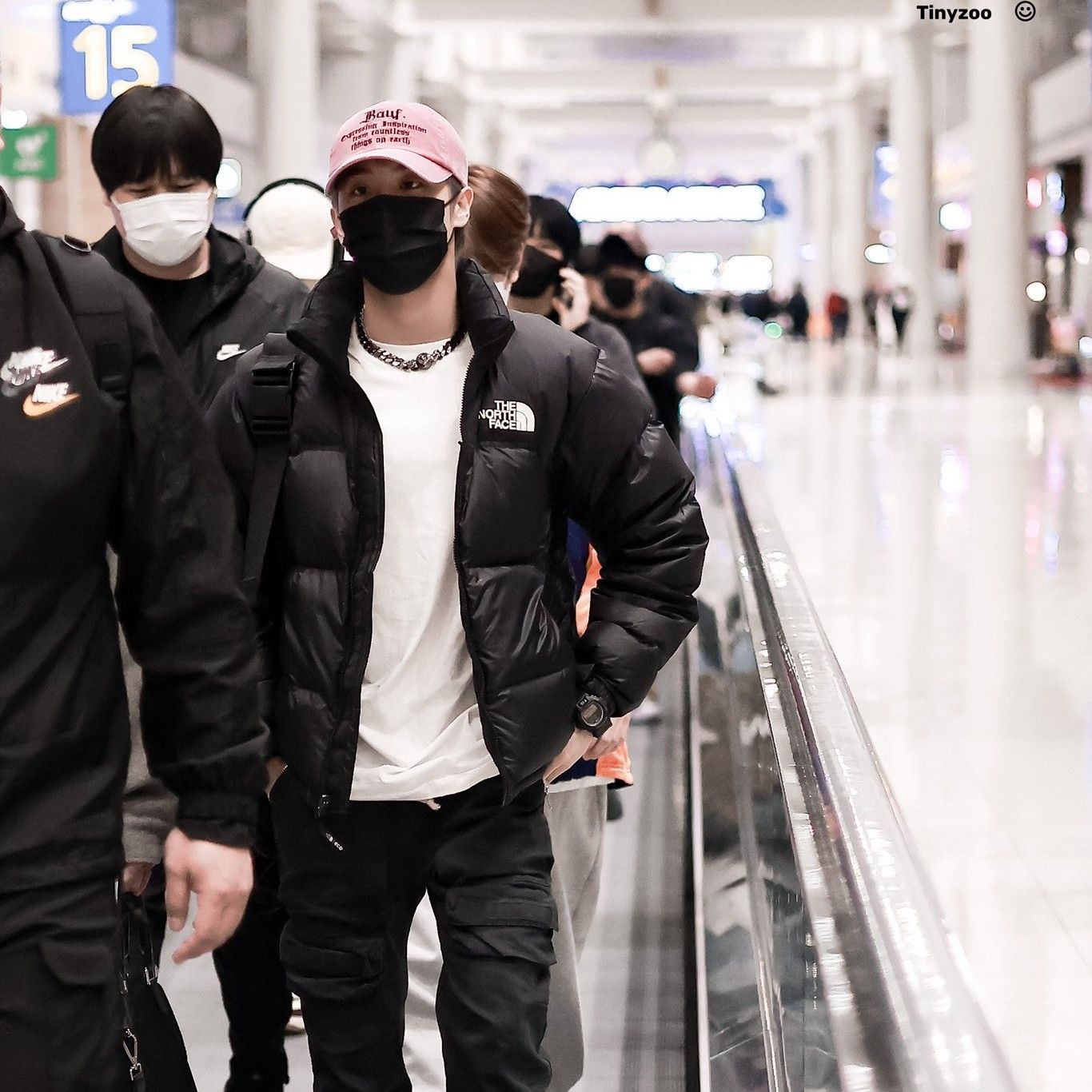 Behind-the-scenes cut of HAN (Stray Kids)