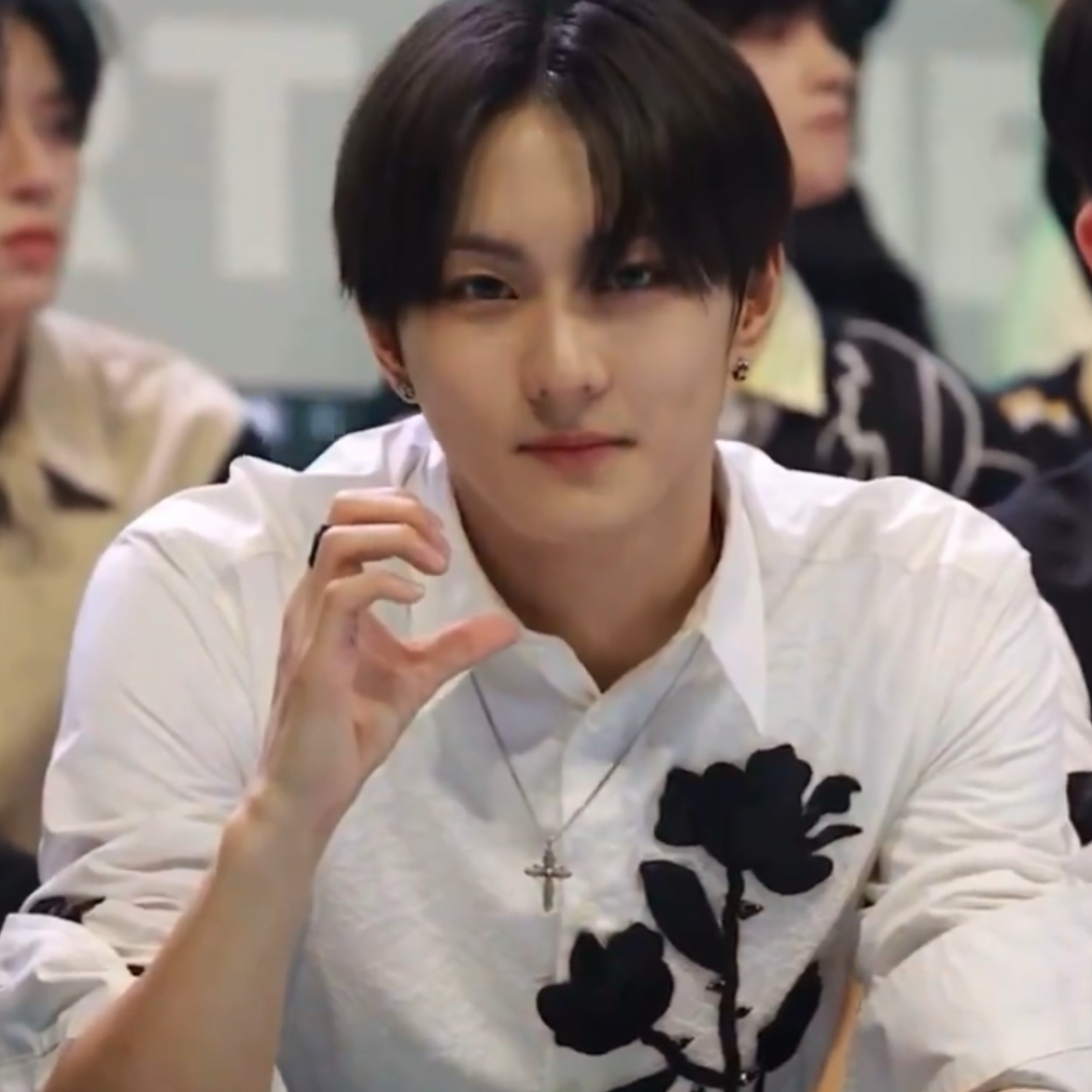 A moment captured by Jungwon (ENHYPEN)'s fan