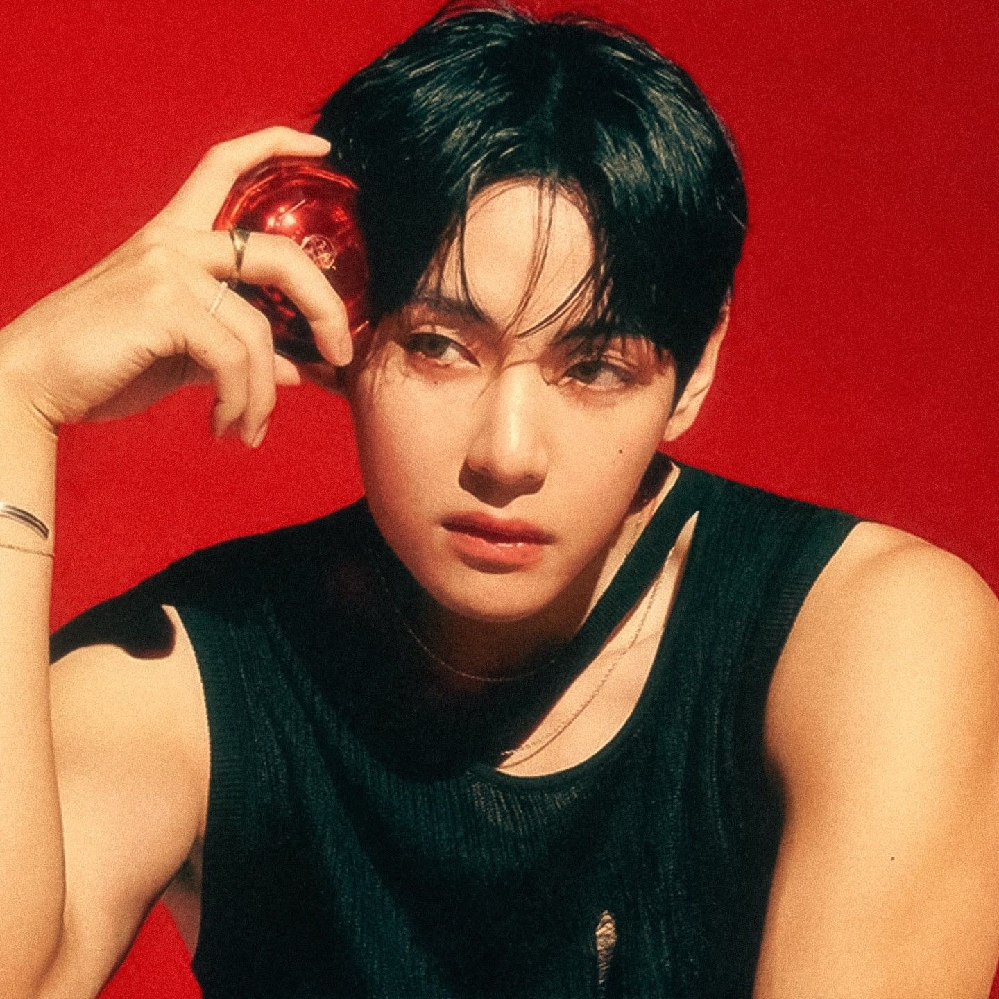 Latest photo of V (BTS)