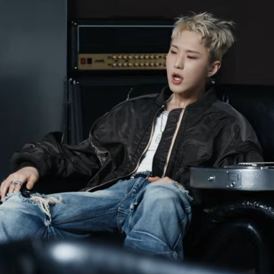 Behind-the-scenes cut of SEVENTEEN