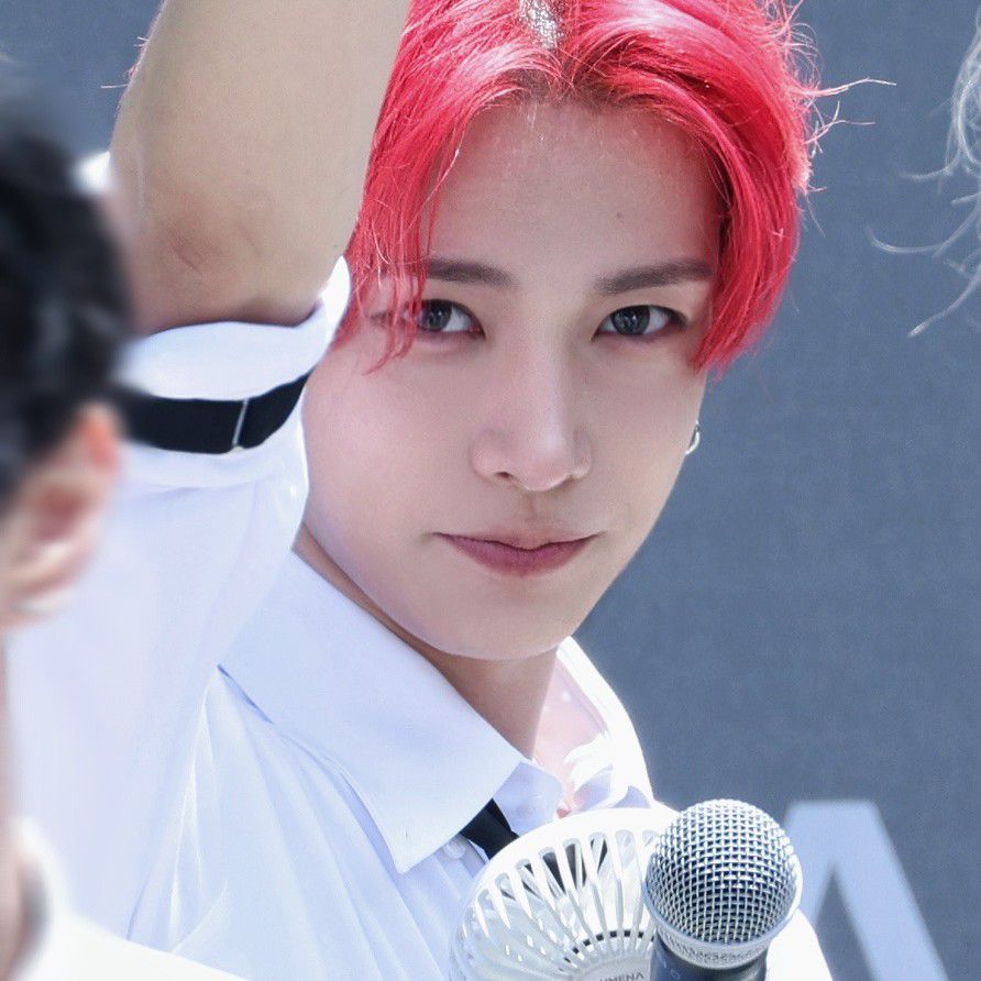 Recent activity shot of Heeseung (ENHYPEN)
