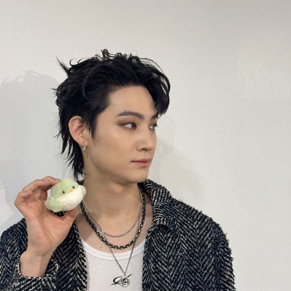 Behind-the-scenes cut of JAY B (GOT7)