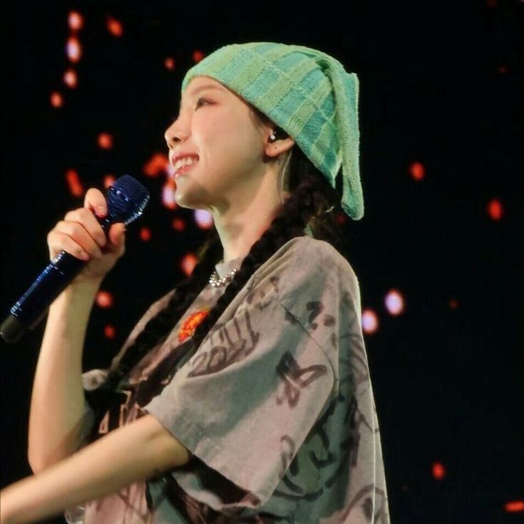 Latest photo of Taeyeon (Girls' Generation)
