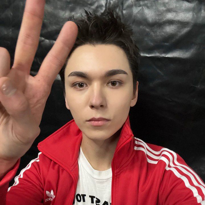 Recent activity shot of SEVENTEEN