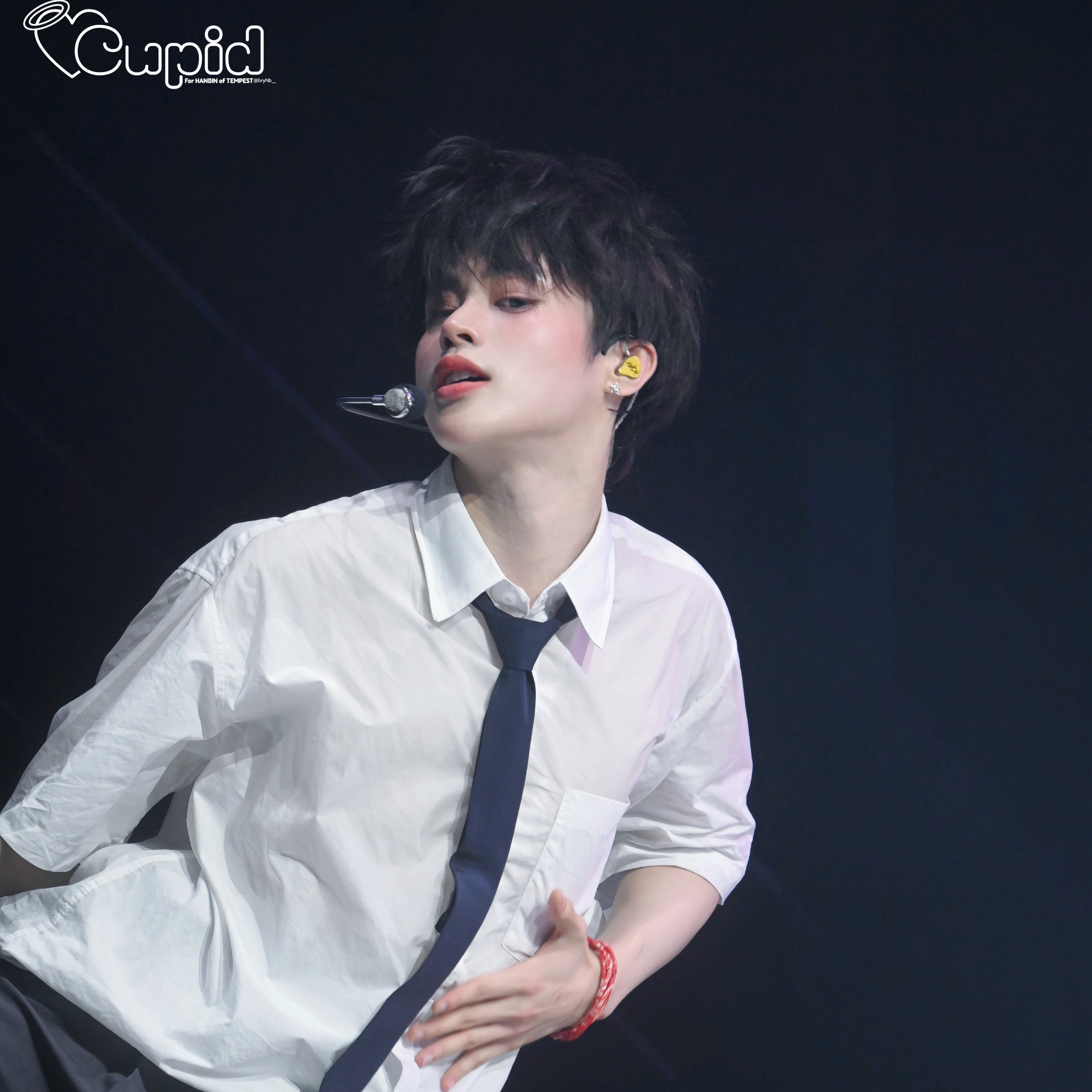Behind-the-scenes cut of Hanbin (TEMPEST)