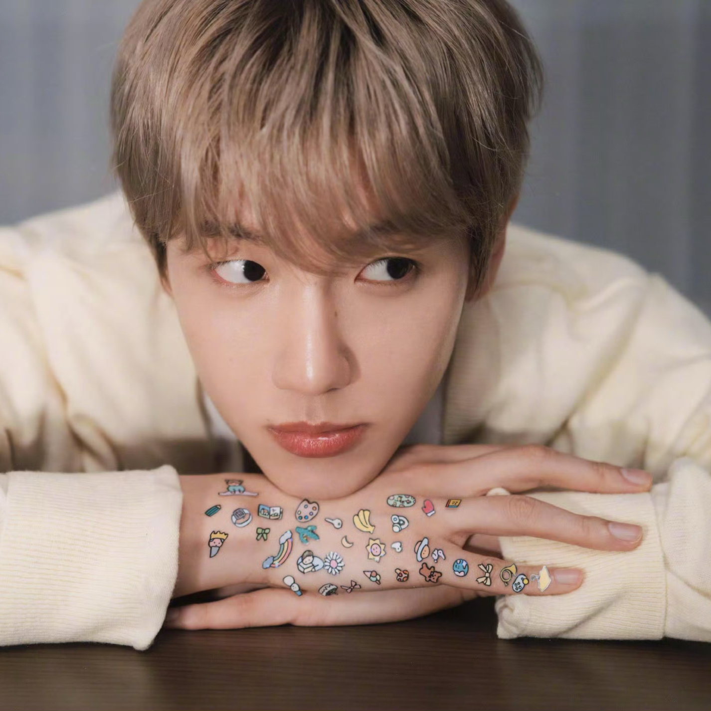 백현 (EXO)의 최신 사진