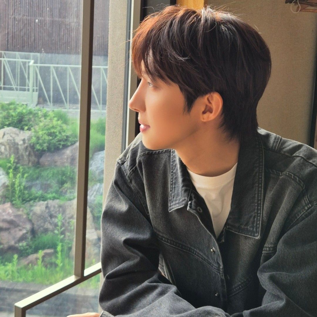 Latest photo of Hui (PENTAGON)
