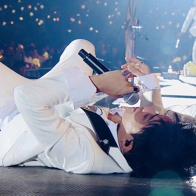 Foto aktivitas terbaru Eun Jiwon (SECHSKIES)