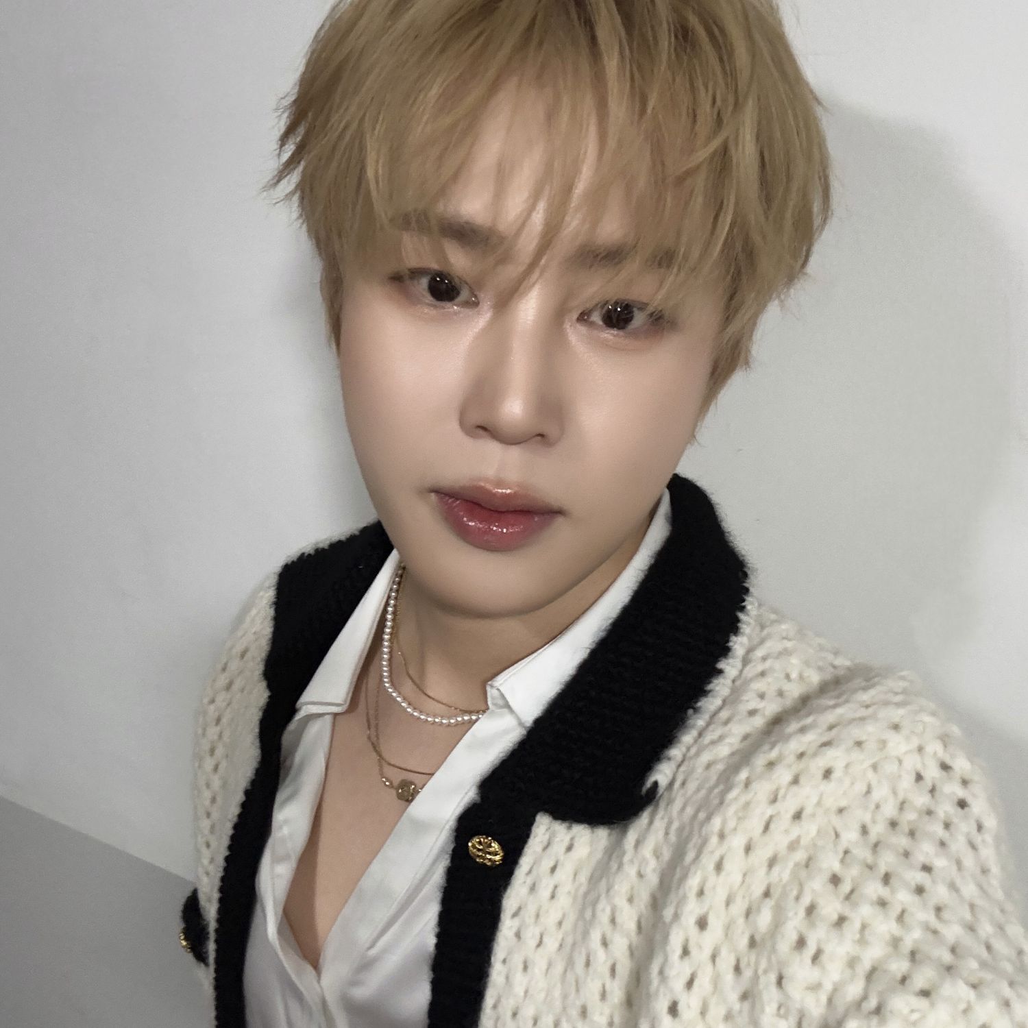 Recent activity shot of Ha Sungwoon