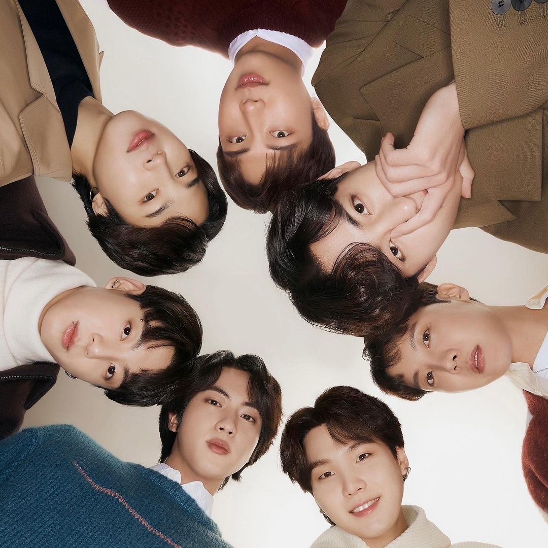 Behind-the-scenes cut of BTS