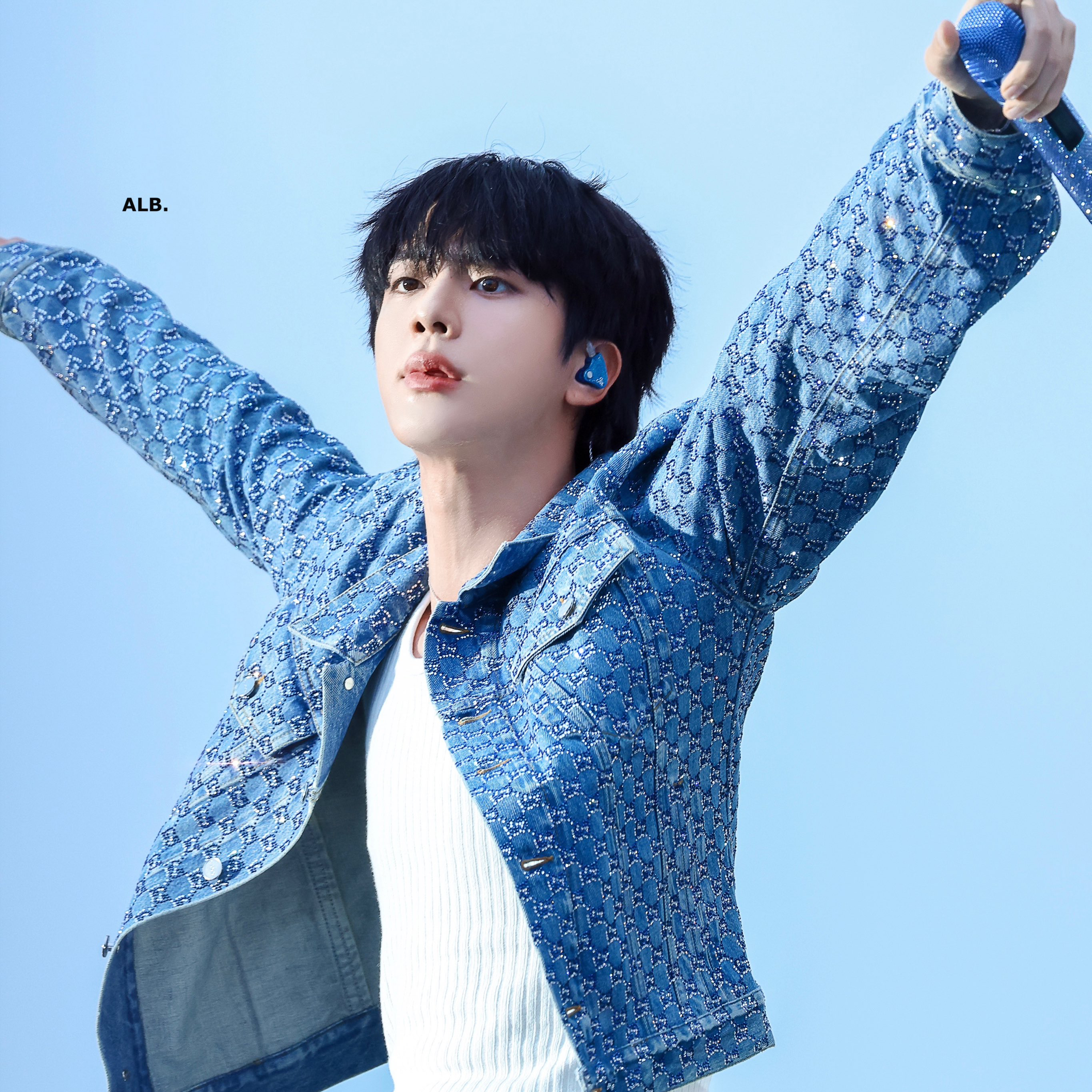 Behind-the-scenes cut of Jin (BTS)
