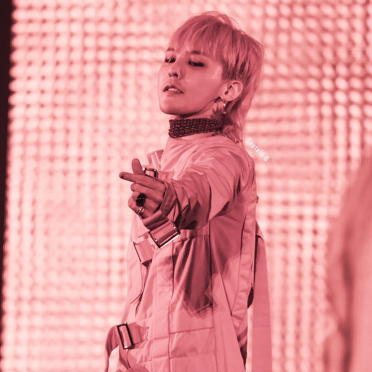 Latest photo of G-DRAGON (BIGBANG)
