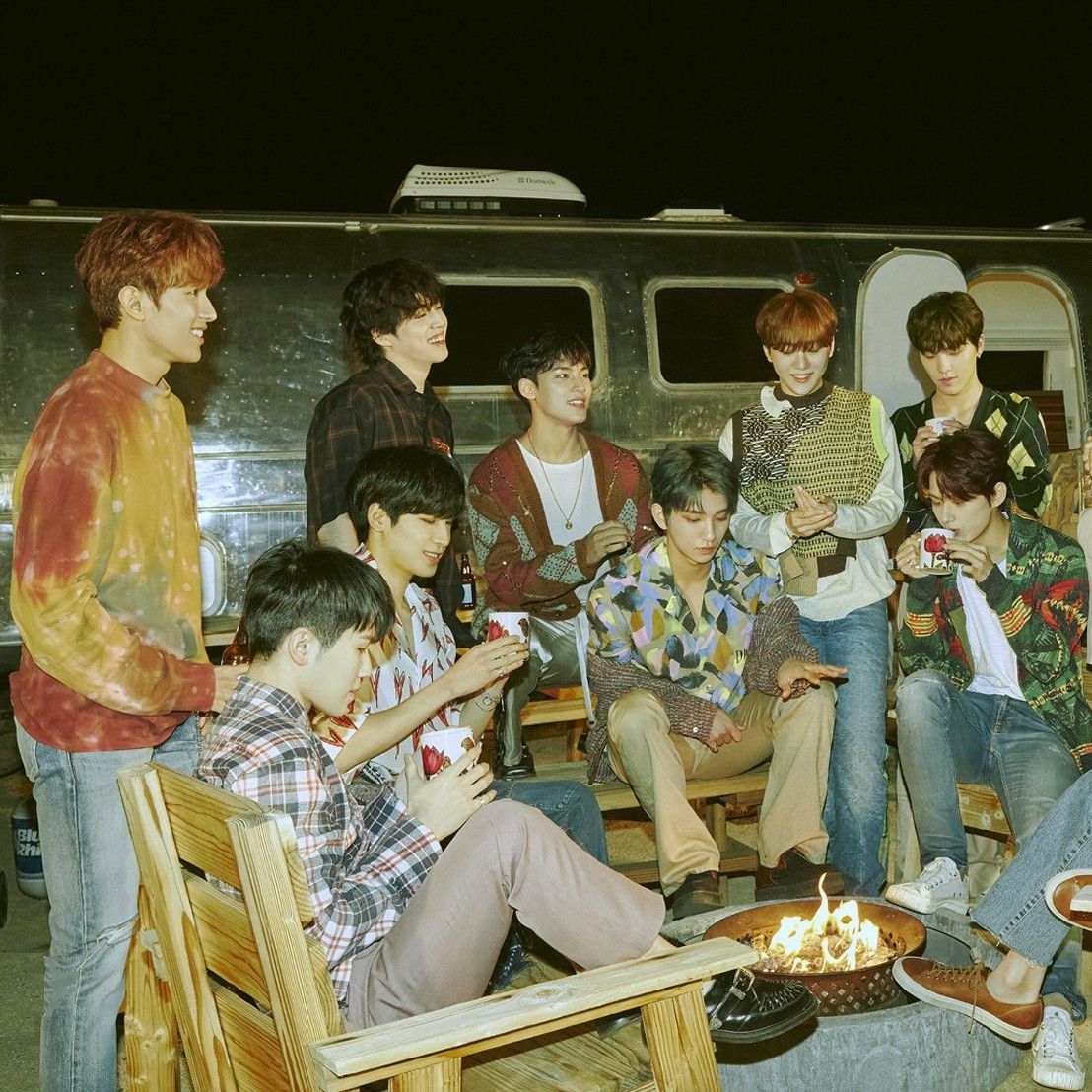 A moment captured by Woozi (SEVENTEEN)'s fan