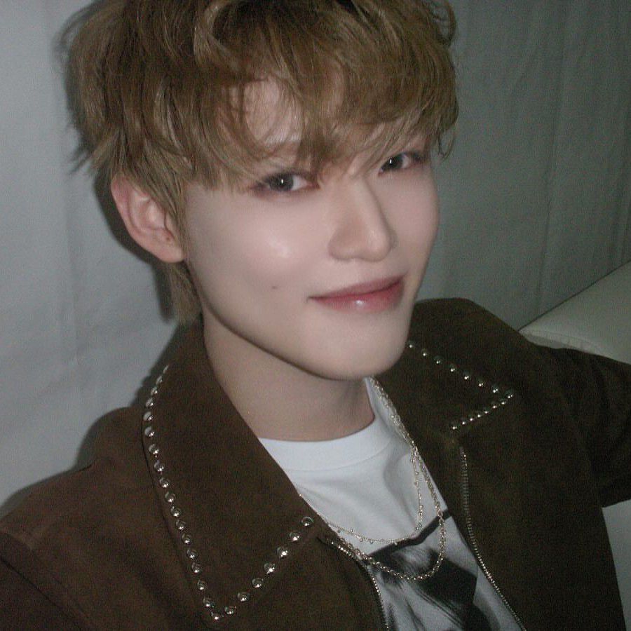 Latest photo of Chenle (NCT DREAM)