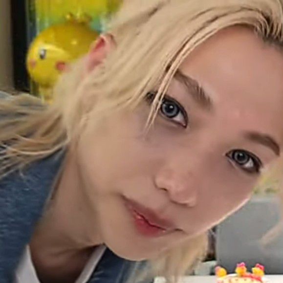 Recent activity shot of Felix (Stray Kids)