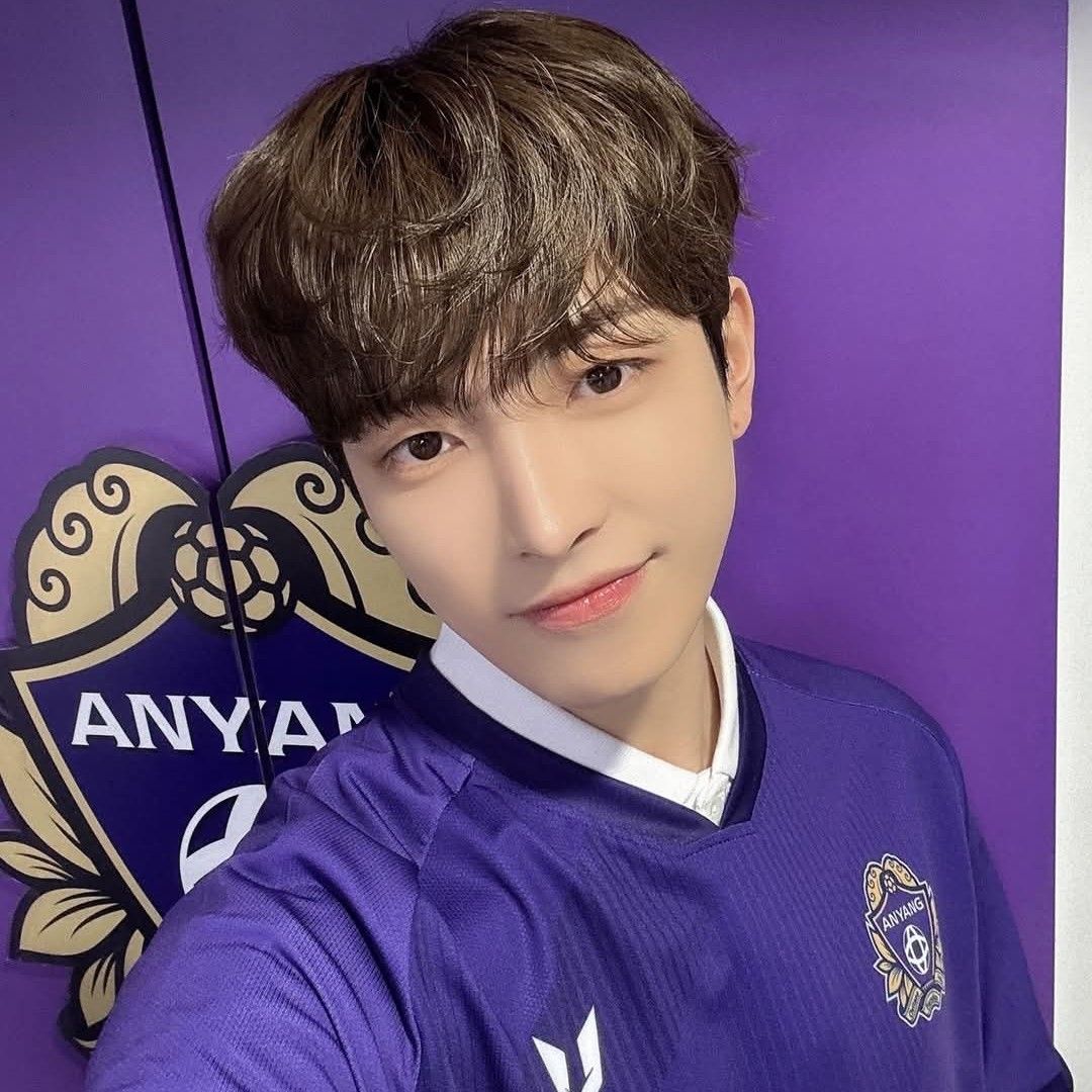 Latest photo of Hongjoong (ATEEZ)