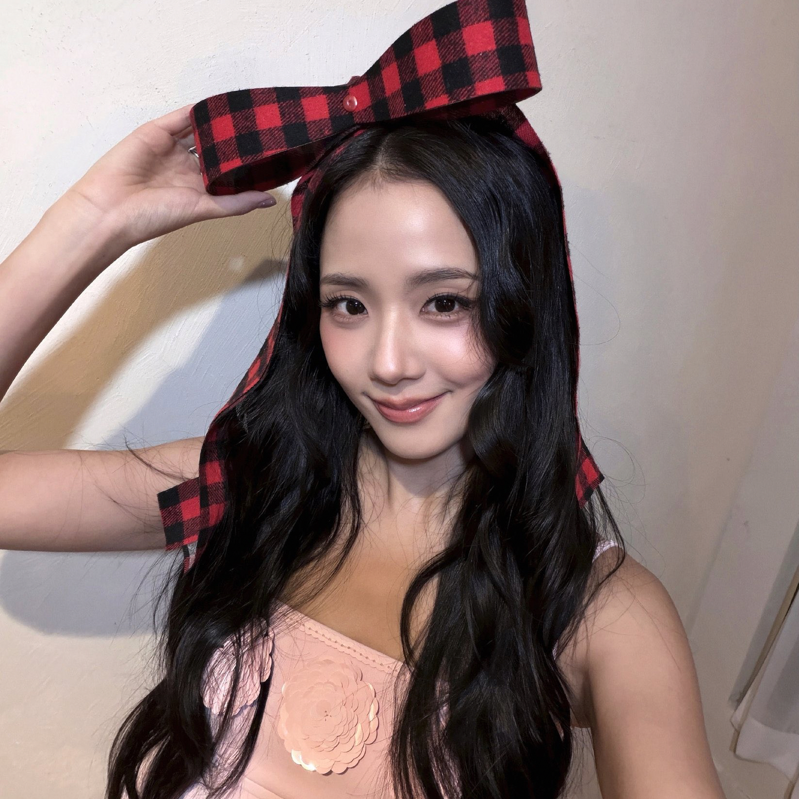 Recent activity shot of Jisoo (BLACKPINK)