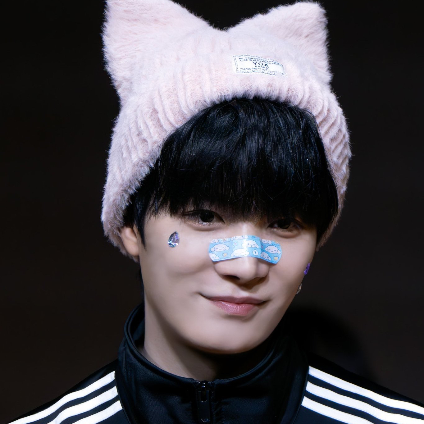 Behind-the-scenes cut of Kim Jonghyeon