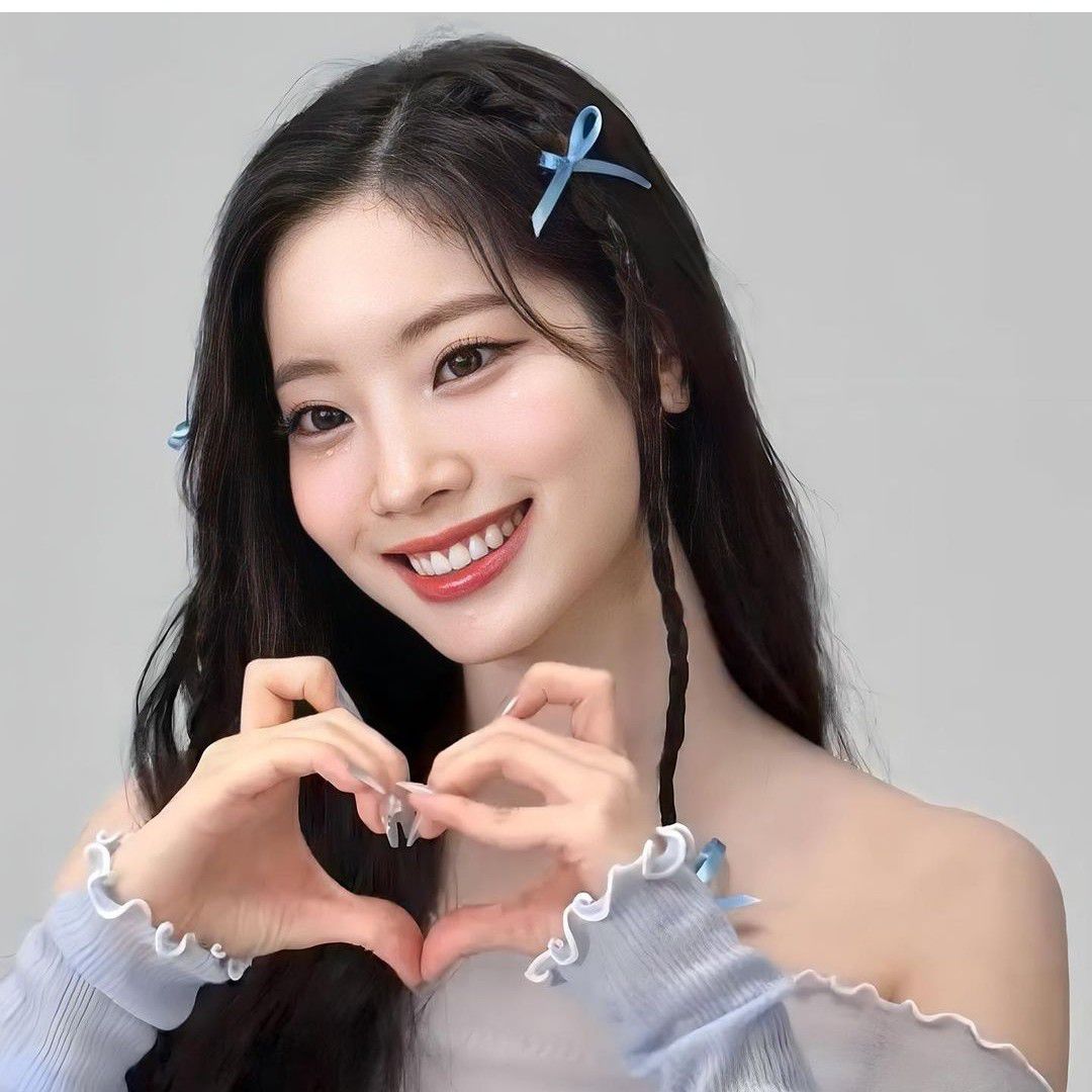 Latest photo of Dahyun (TWICE)
