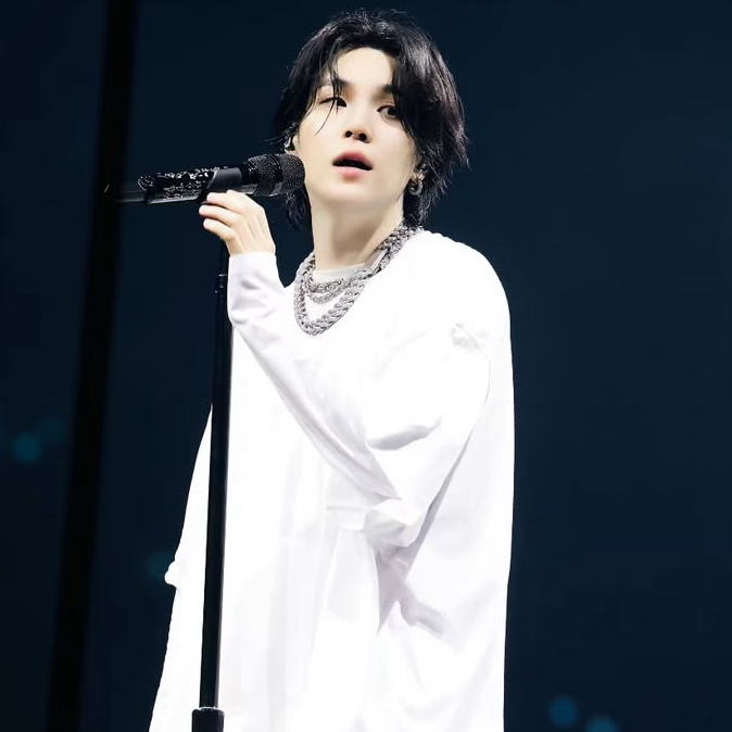 A moment captured by SUGA (BTS)'s fan