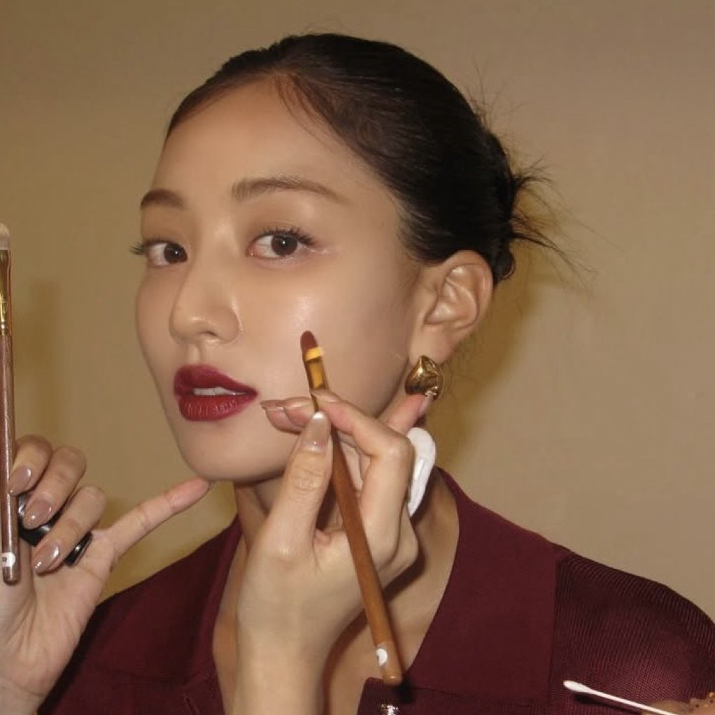 Behind-the-scenes cut of Jihyo (TWICE)
