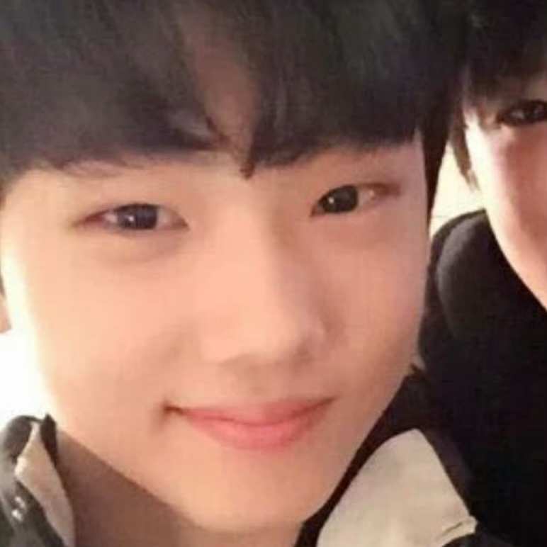 A moment captured by Jisung (NCT DREAM)'s fan