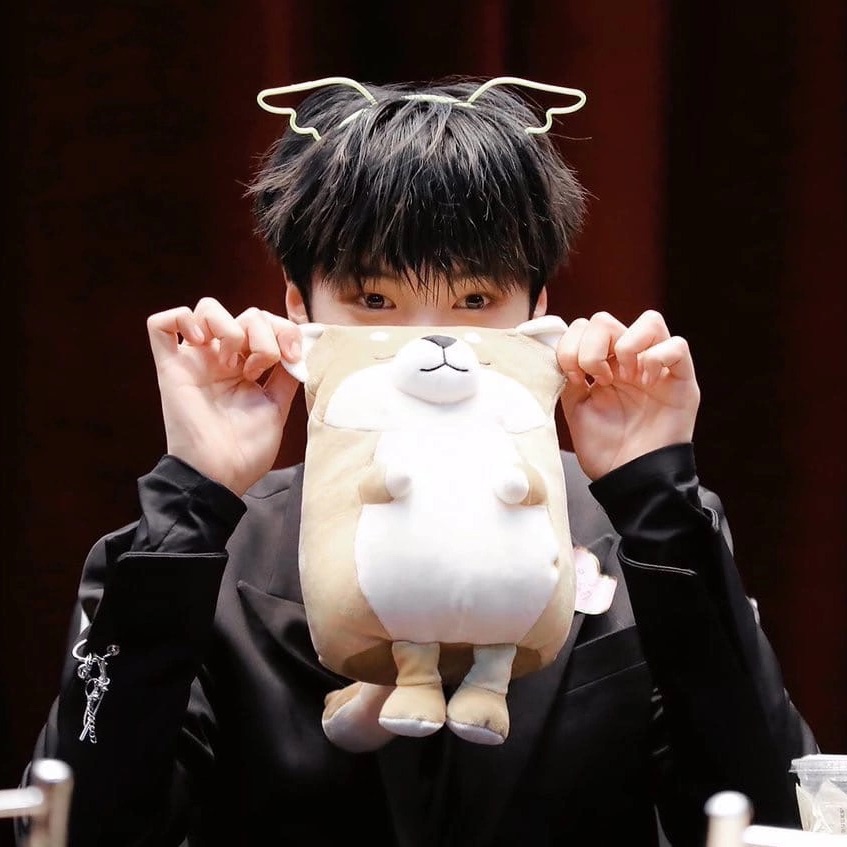 Behind-the-scenes cut of Minhyuk (MONSTA X)