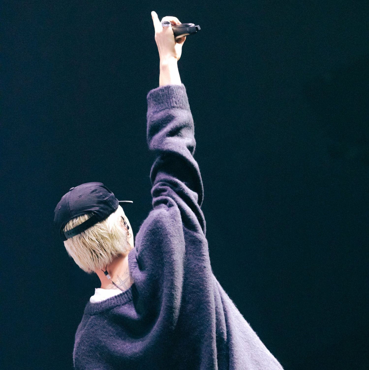 Recent activity shot of Taeyang (BIGBANG)