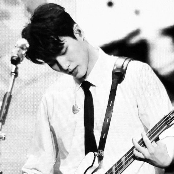 Latest photo of Young K (DAY6)